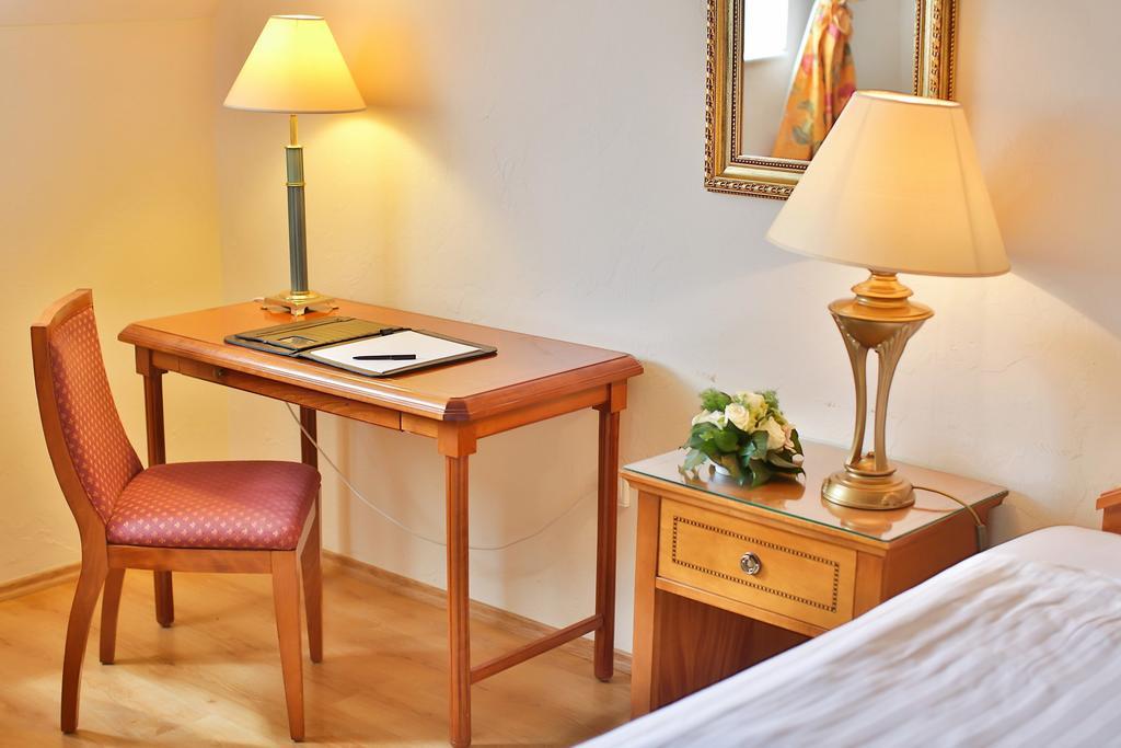 Hotel Rittinger Bonyhád المظهر الخارجي الصورة