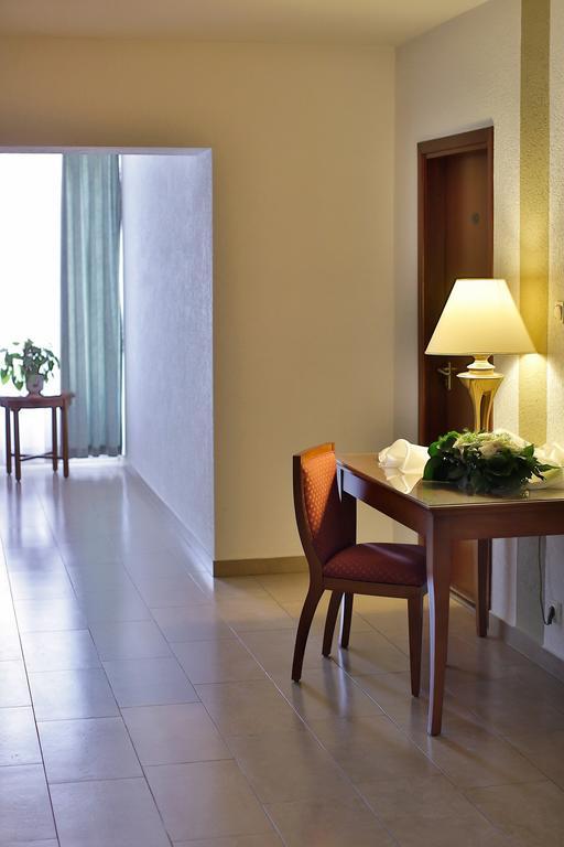 Hotel Rittinger Bonyhád المظهر الخارجي الصورة
