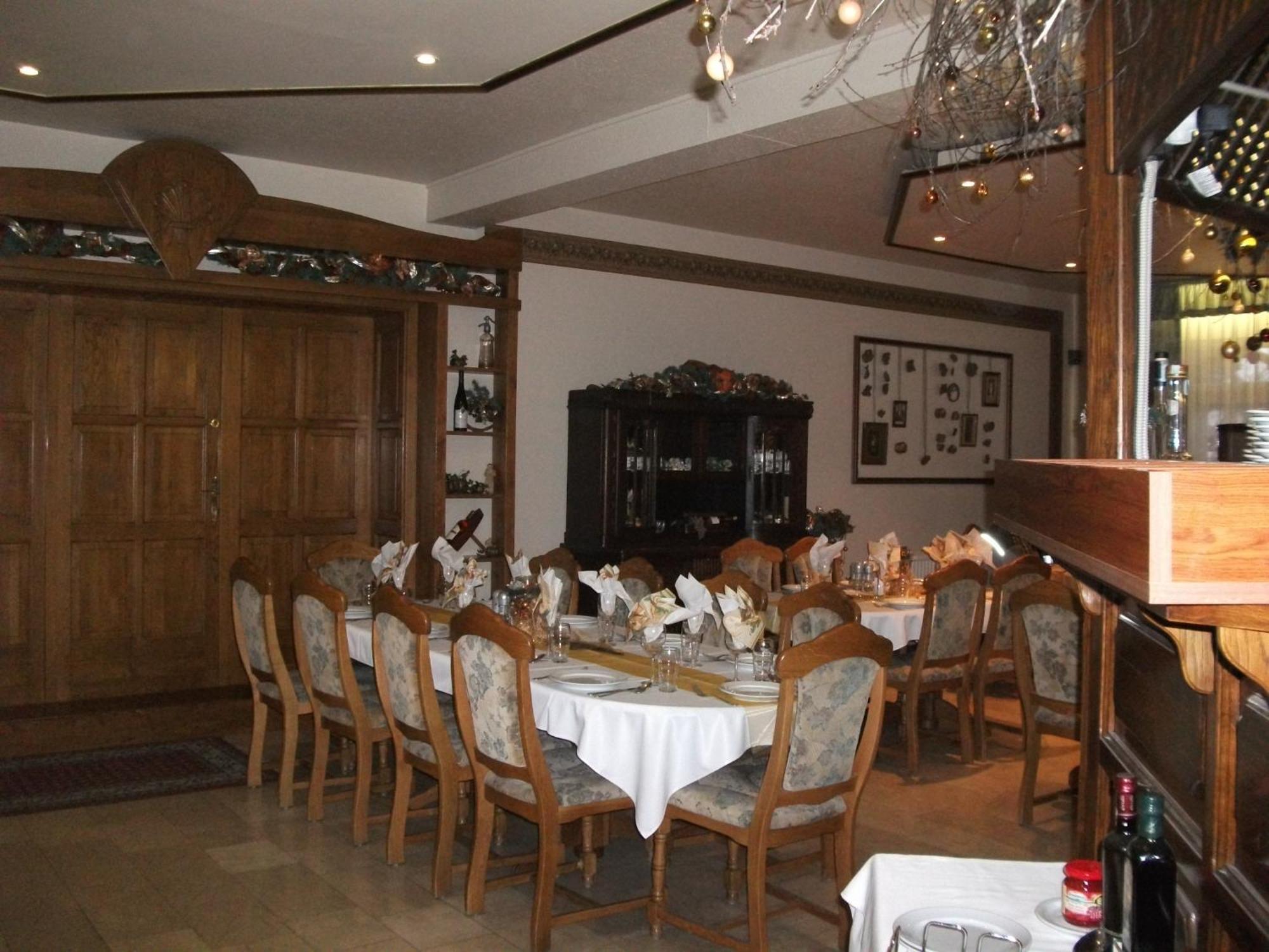 Hotel Rittinger Bonyhád المظهر الخارجي الصورة